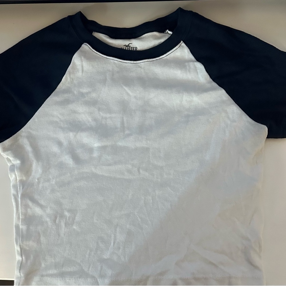 Hollister Navy blue and White baby Tee